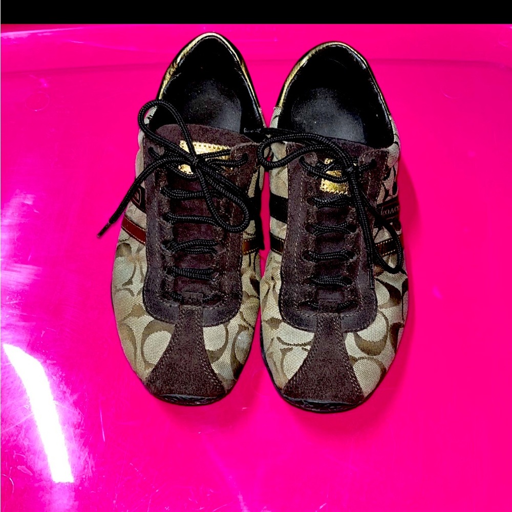 Women’s coach shoes